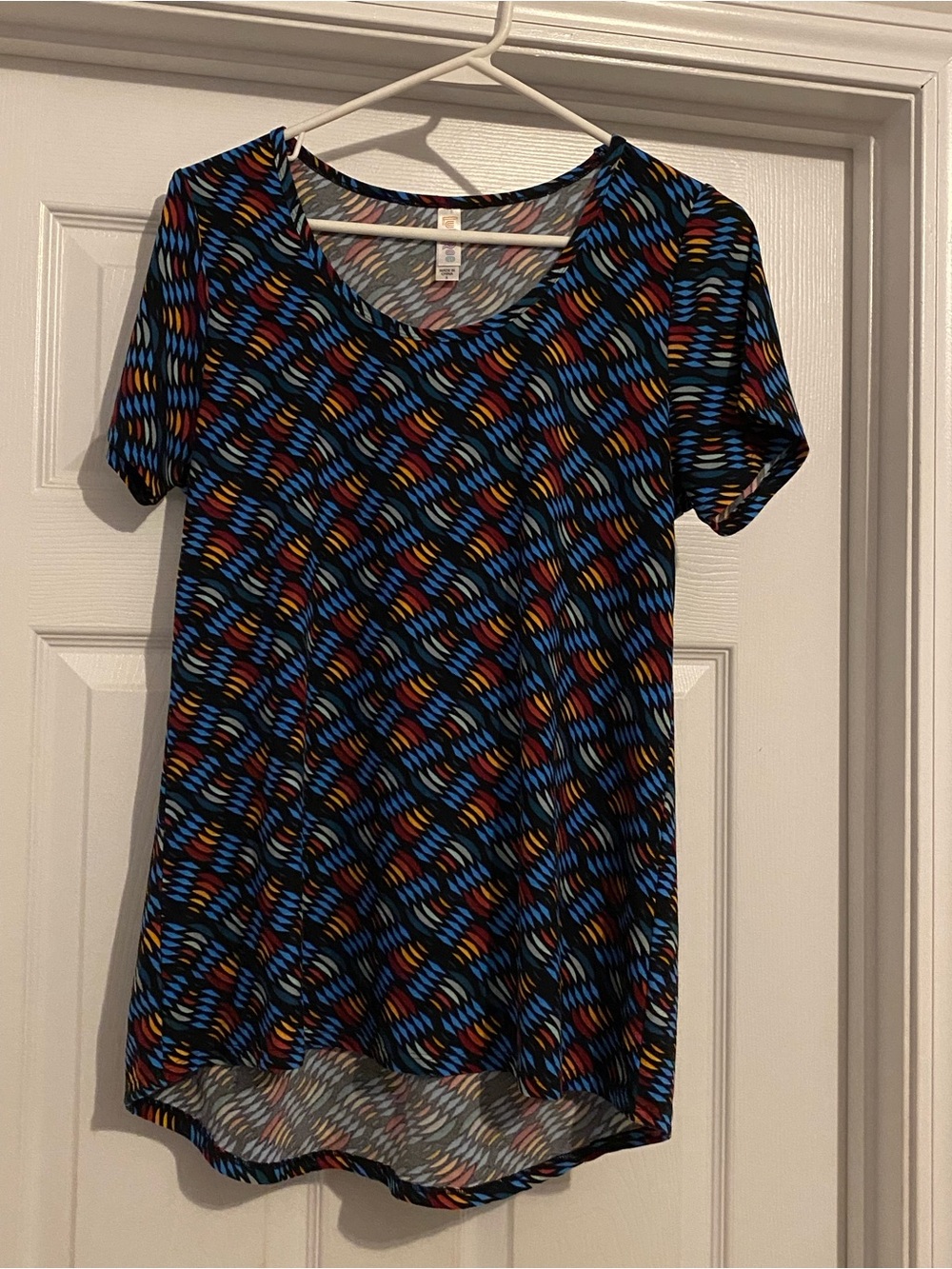 LuLaRoe Short Sleeve Scoop Neck Top in Blue with Multi-Color Motif